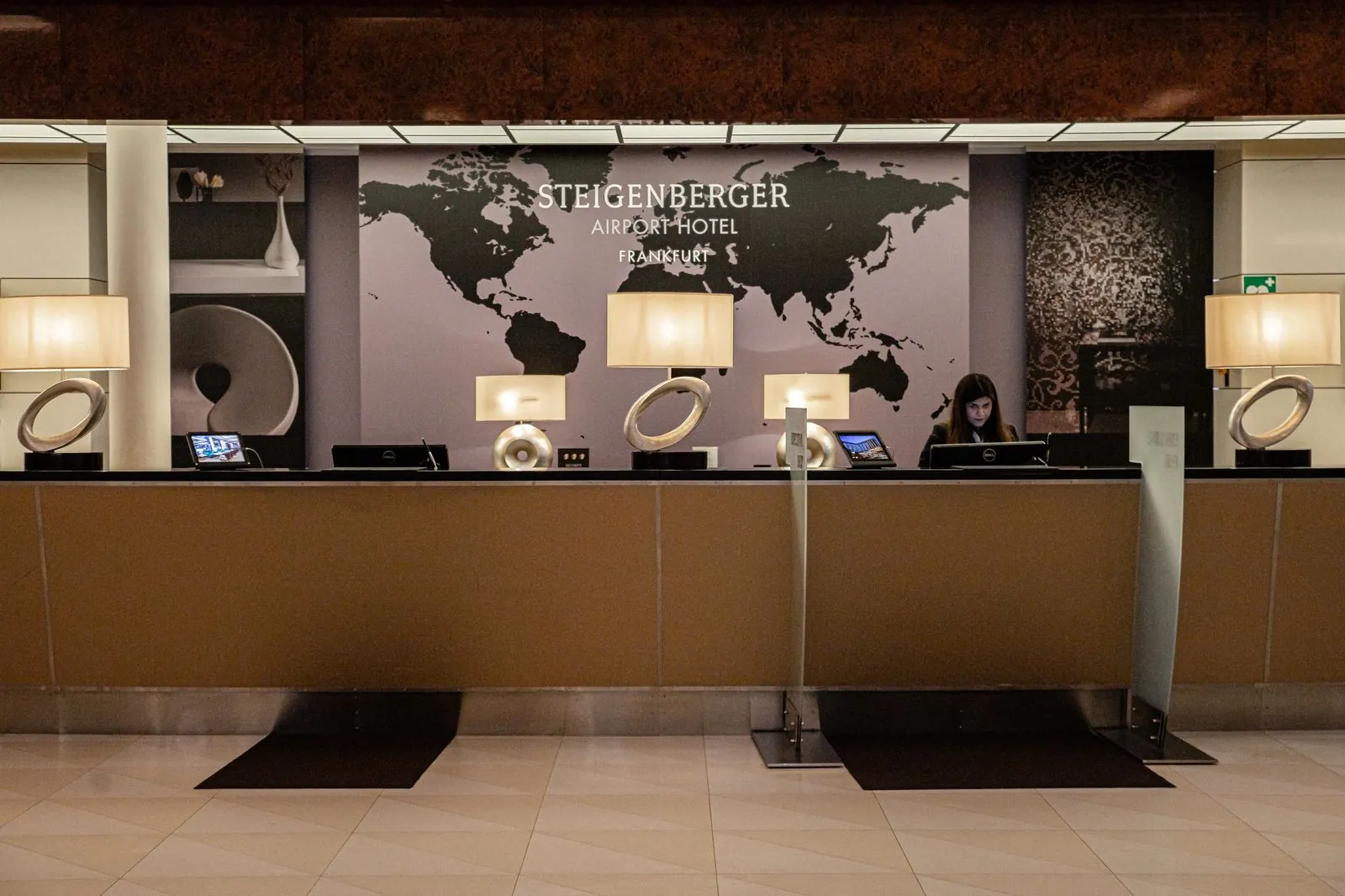 Desk and lighting detail in a room